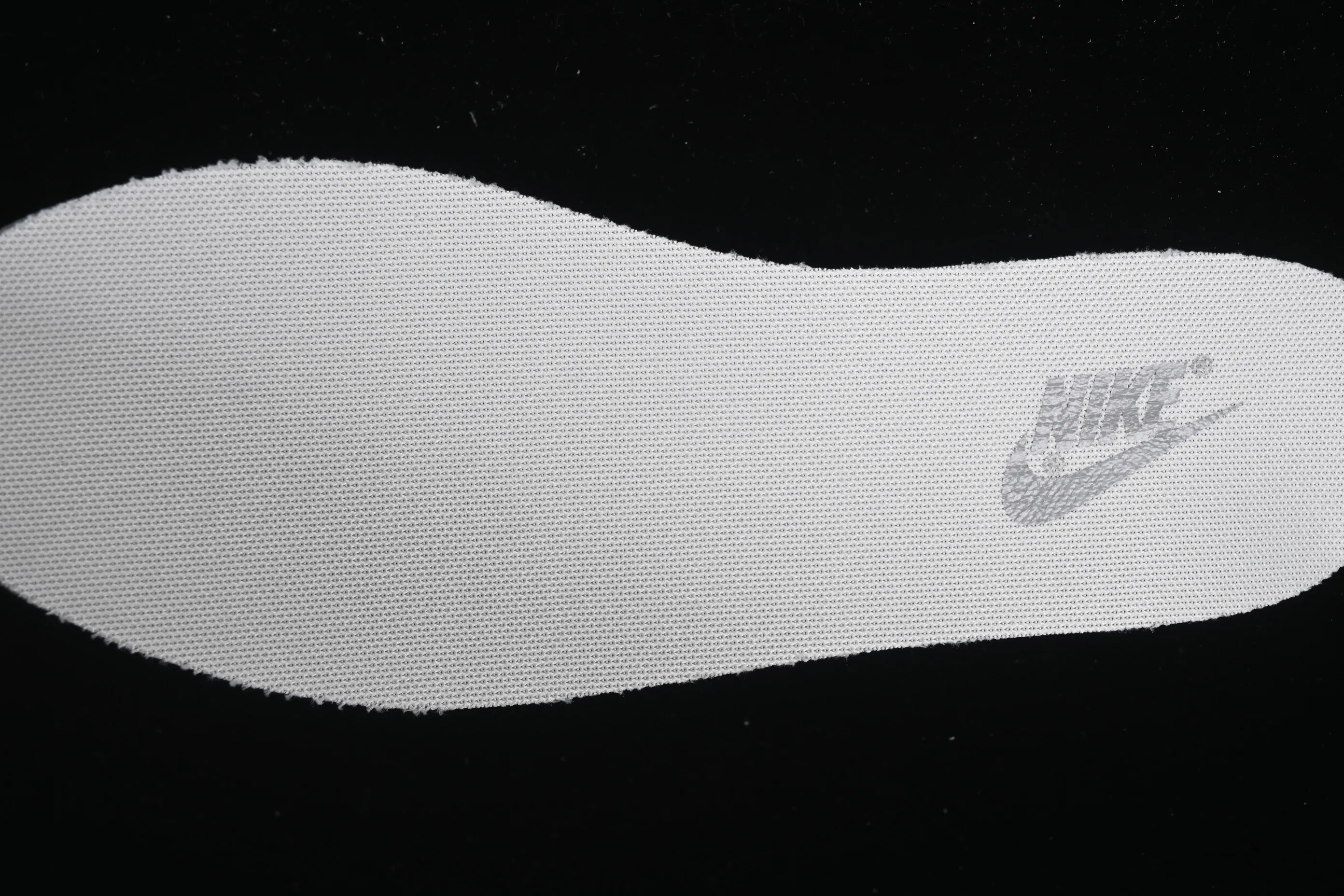 All categories Nk SB Dunk Series Nk SB Dunk Low High-end customized low-top sneakers Nike SB Dunk Low Cupid Heart Anniversary high-end customized low-top casual sneakers YW0212-012